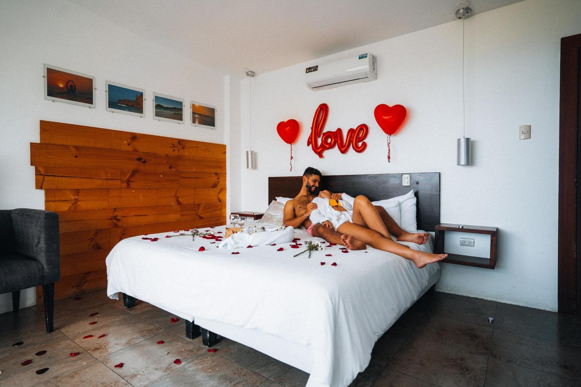 Me Hotel & Villas - Montanita Estates Ngoại thất bức ảnh