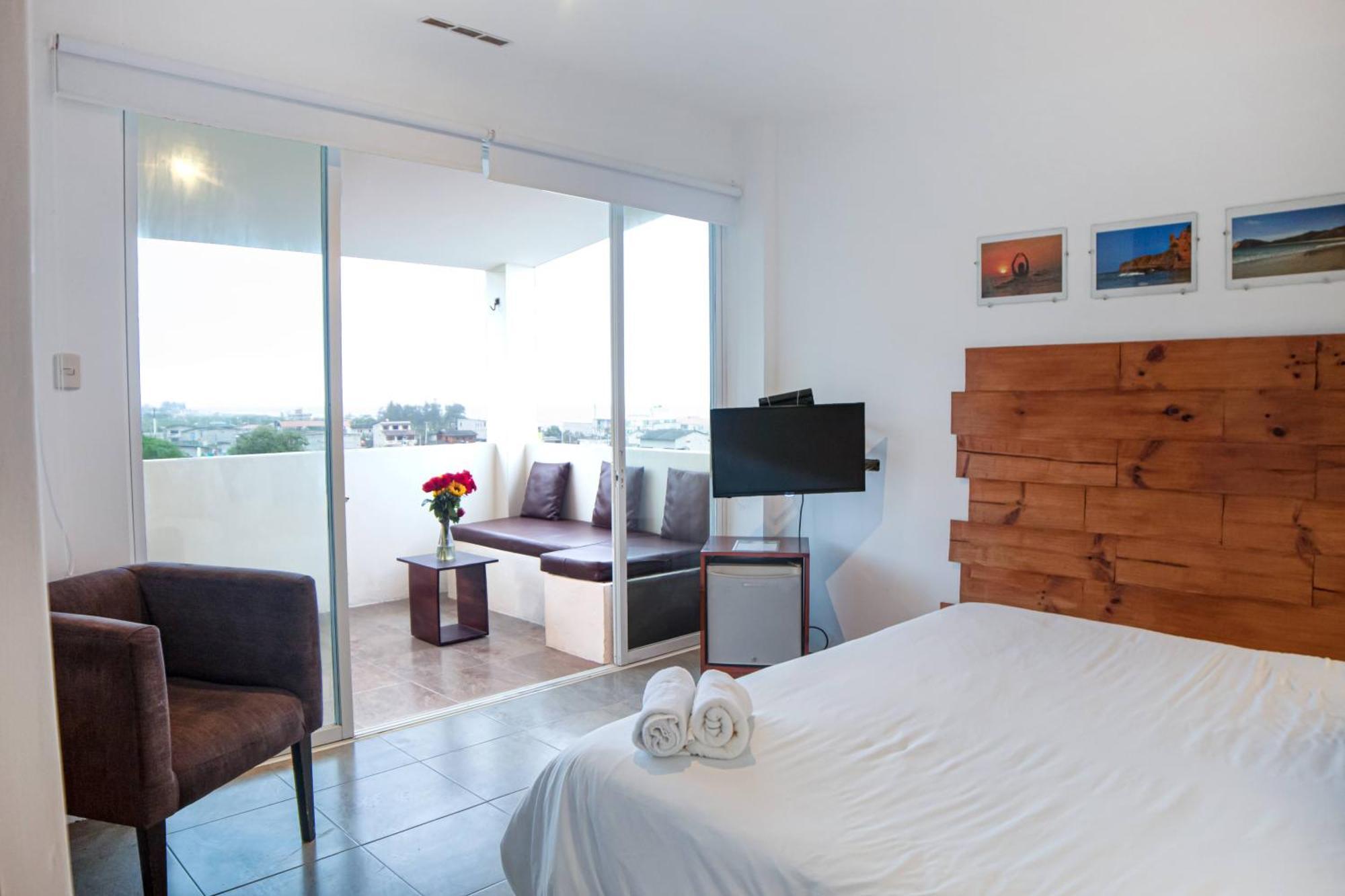 Me Hotel & Villas - Montanita Estates Ngoại thất bức ảnh