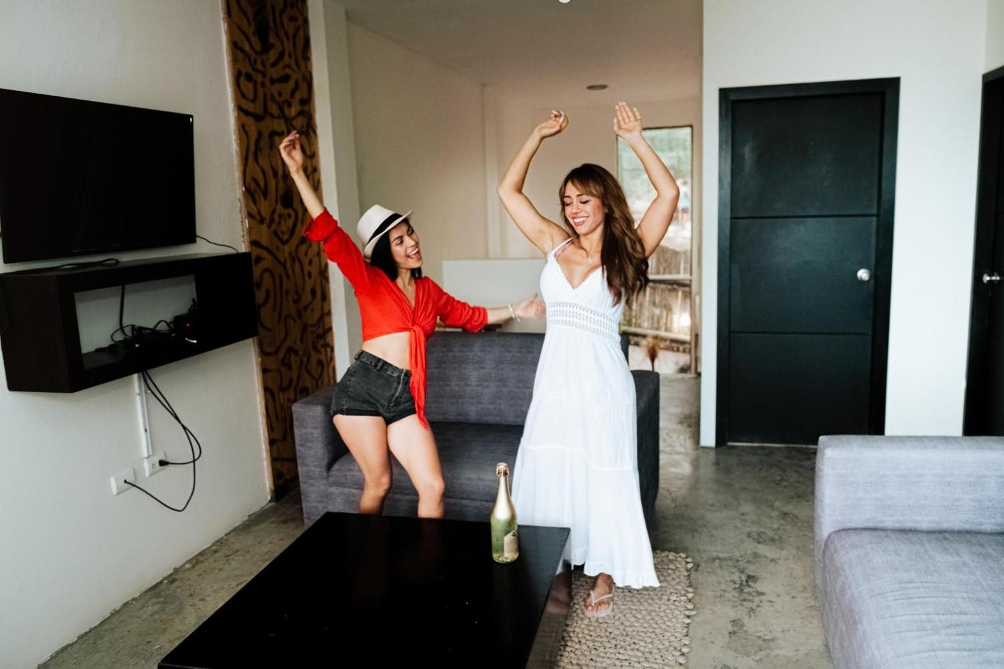 Me Hotel & Villas - Montanita Estates Phòng bức ảnh